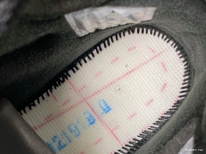 Off-White x Air CT8480-001 Black Jordan 5 0520